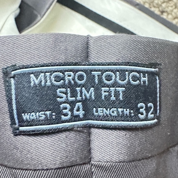 Classic Men's Gray Dress Pants Michael Brandon 34x32 100% Polyester - Picture 8 of 8